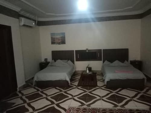 Secret of the pyramids house, 