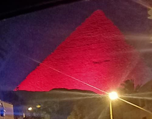 Secret of the pyramids house, 