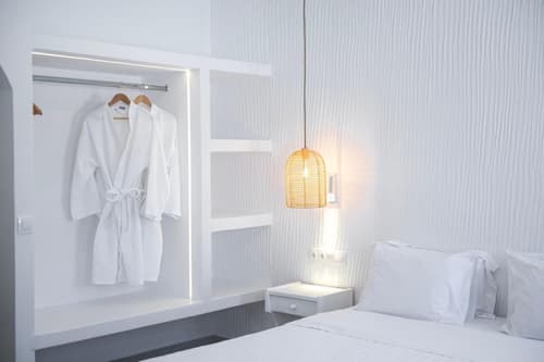 Elena Studios & Apartments, 