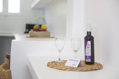 Elena Studios & Apartments, 