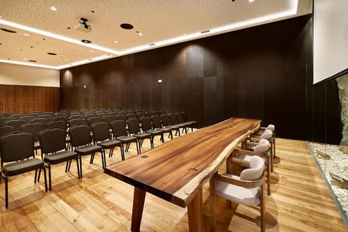 The Log Porto Hotel by Piamonte Hotels, 