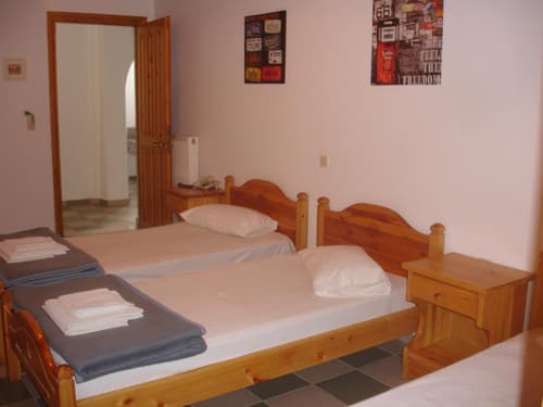 Siroco's Rooms And Studios, 