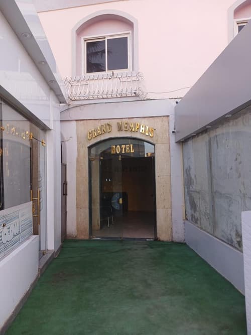 Grand Memphis Hotel in Luxor, 