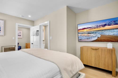 Haley's at Anna Maria Island Inn, 