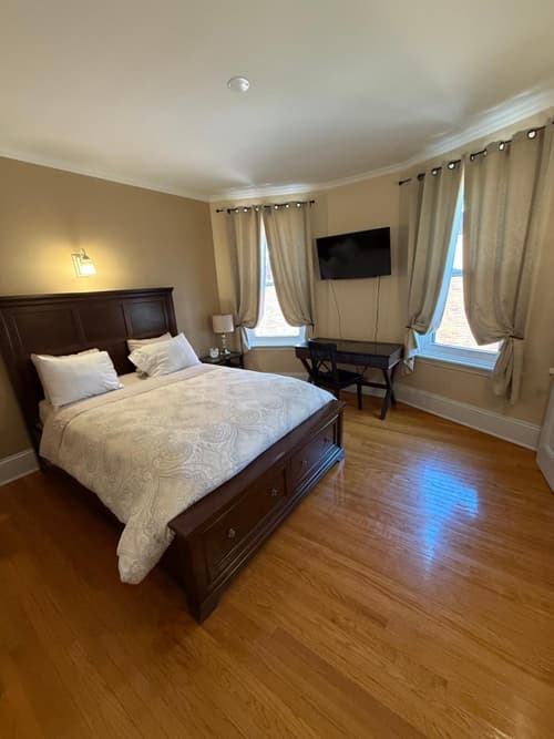 The Century House Bed and Breakfast Ottawa, 