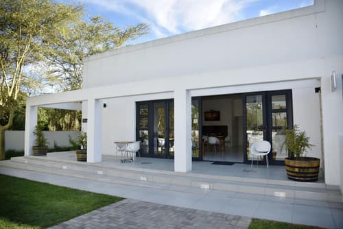 Karoo Retreat- Self Catering Villas and Guest House, 