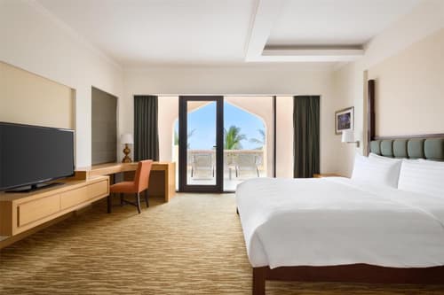 Hilton Muscat Al Bandar, 