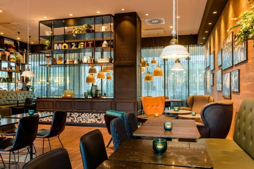 Motel One Salzburg-Süd, 