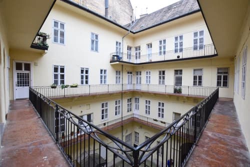 Standard Apartment by Hi5 - Chainbridge, 