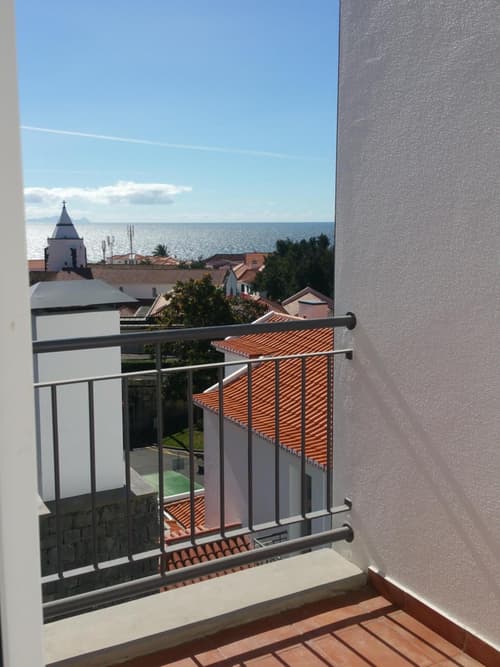 Santa Cruz Village Hotel, 