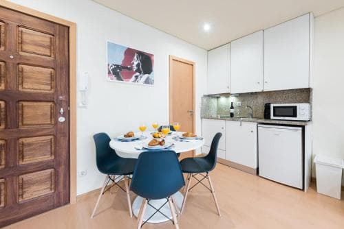 "Guestready  Musichall  Yellow Submarine", 