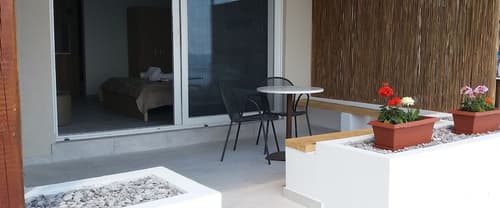 Oceanis Rooms Apartments, 