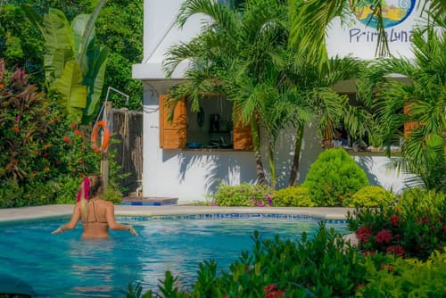 Primaluna Beach Hostel, 