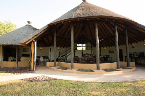 Mopane Bush Lodge, 