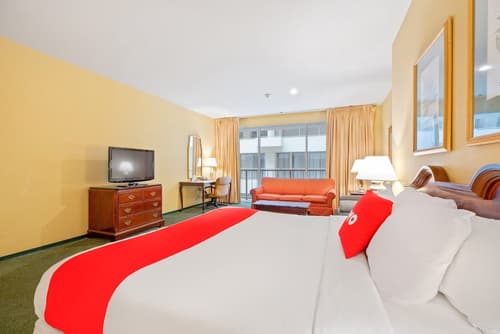 OYO Hotel St Louis Downtown City Center MO, 