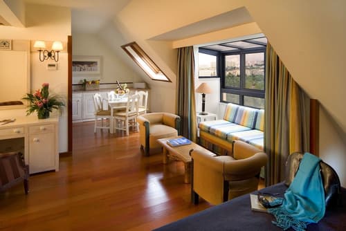 Real Residencia - Touristic Apartments (ex Real Suites Apartments), 