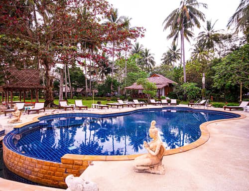 Lipa Lodge Beach Resort, 