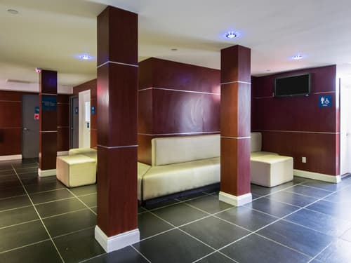 Wyndham Garden Long Island City, 