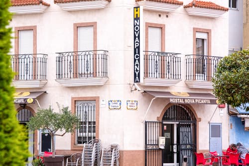 OYO Hostal Nova Picanya, 