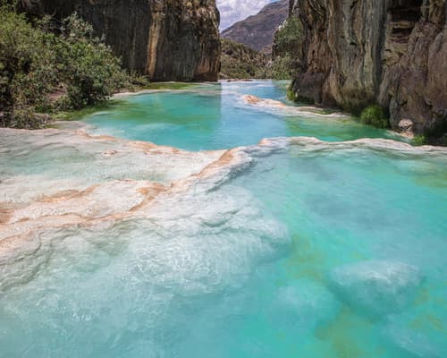Ayacucho Turquesa 04 Días / 03 Noches