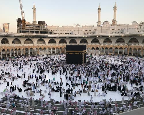 3D→2N Etihad airways ⇆ 5-Star Jabal Omar Hotel