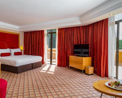 Sun City Main Hotel, 