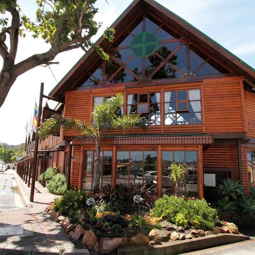 The Graywood Hotel, Front of property