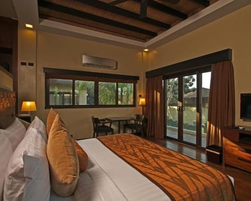 Two Seasons Coron Island Resort, 