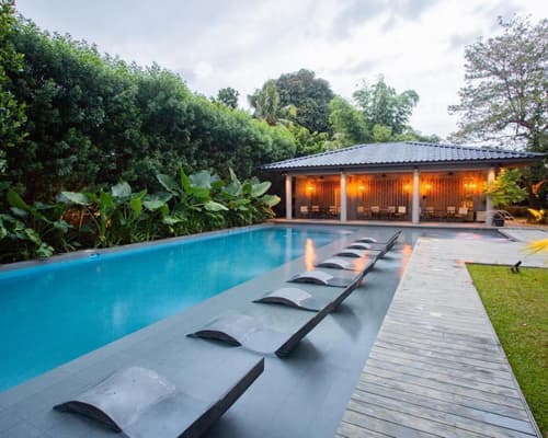 The Henry Resort Dumaguete, 