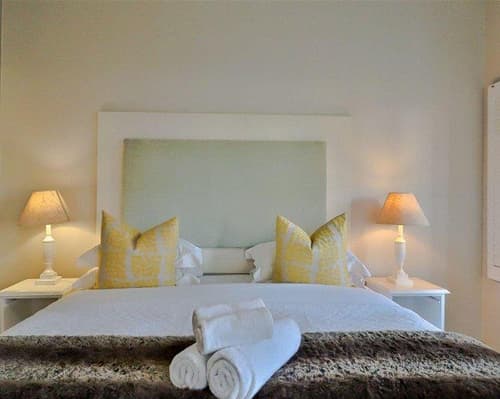 Hermanus Lodge On The Green, 