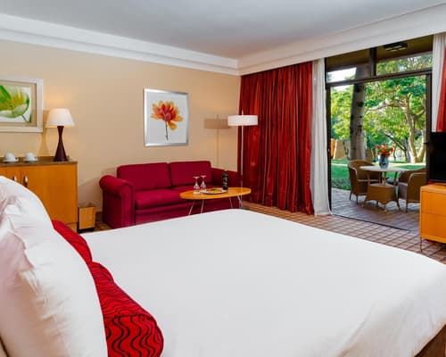 Sun City Main Hotel, 