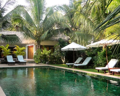 Cham Villas , 