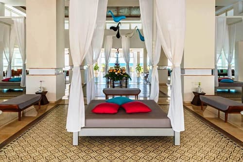 Roc Casa del Mar, COM