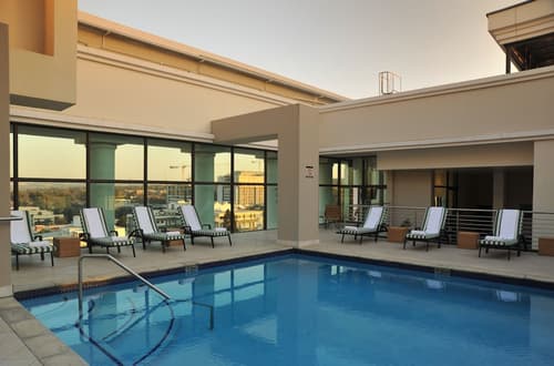 Southern Sun Sandton, Outdoor pool