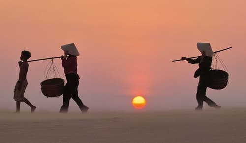 Singapur, Rundreise "Höhepunkte Vietnams" & Baden Phan Thiet