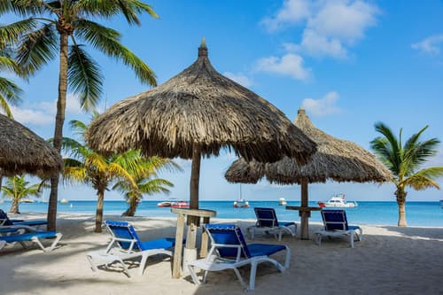 Lun 19 Oct 26 - BUE / AUA + Hoteles con Desayuno