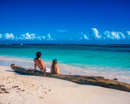 Riviera Maya - Hotel Secrets Akumal con vuelo incluido