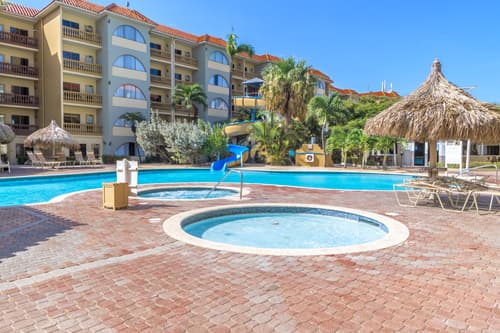 Vie 18 Sep 26 - COR / AUA + Hoteles con desayuno