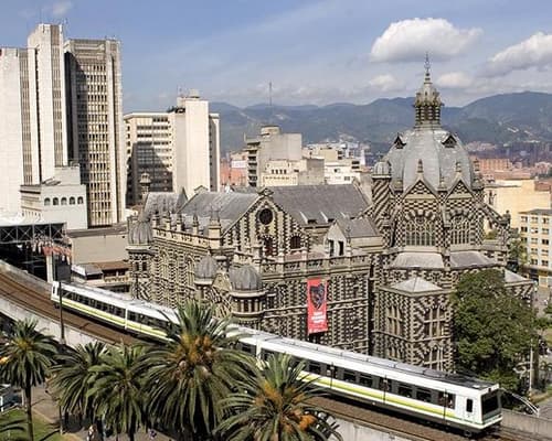 Medellín, culture and shopping