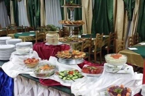 Catherine Plaza Hotel, 