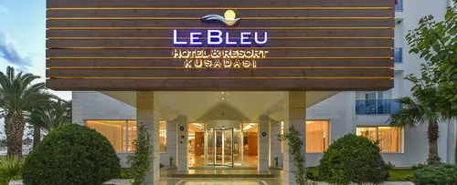 Le Bleu Hotel & Resort, 