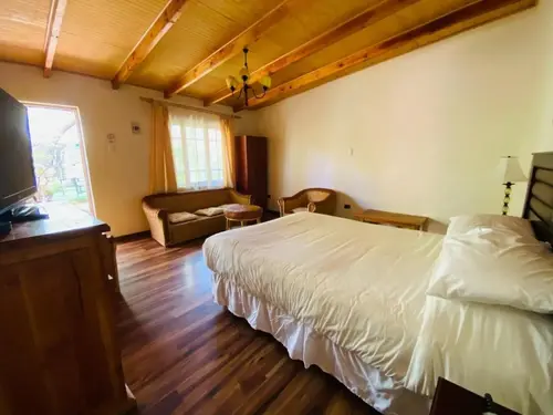Hotel Jireh, 