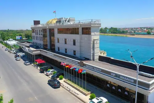 Parliament Palace Hotel, 