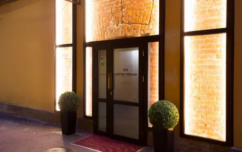 Station Hotel Premier S10, HOTEL
