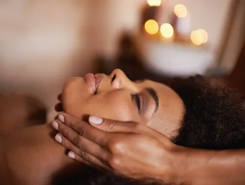 Hotel Roanoke & Conference Ctr, Curio Collection by Hilton , Spa treatment
