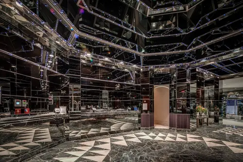 Millennium Hilton New York One UN Plaza, Reception