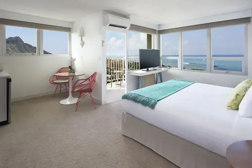 Queen Kapiolani Hotel, Room