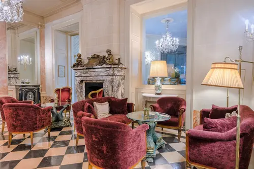 Beau Rivage Geneva, Lobby sitting area