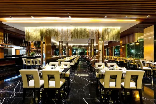 Royal Princess Larn Luang, Breakfast area