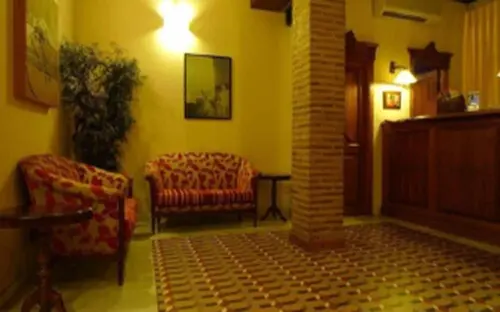 Ad Hoc Monumental Hotel, Lobby sitting area